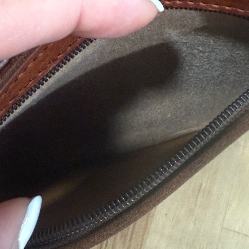 Vintage Rich Brown Leather Crossbody Bag - Picture 15 of 16